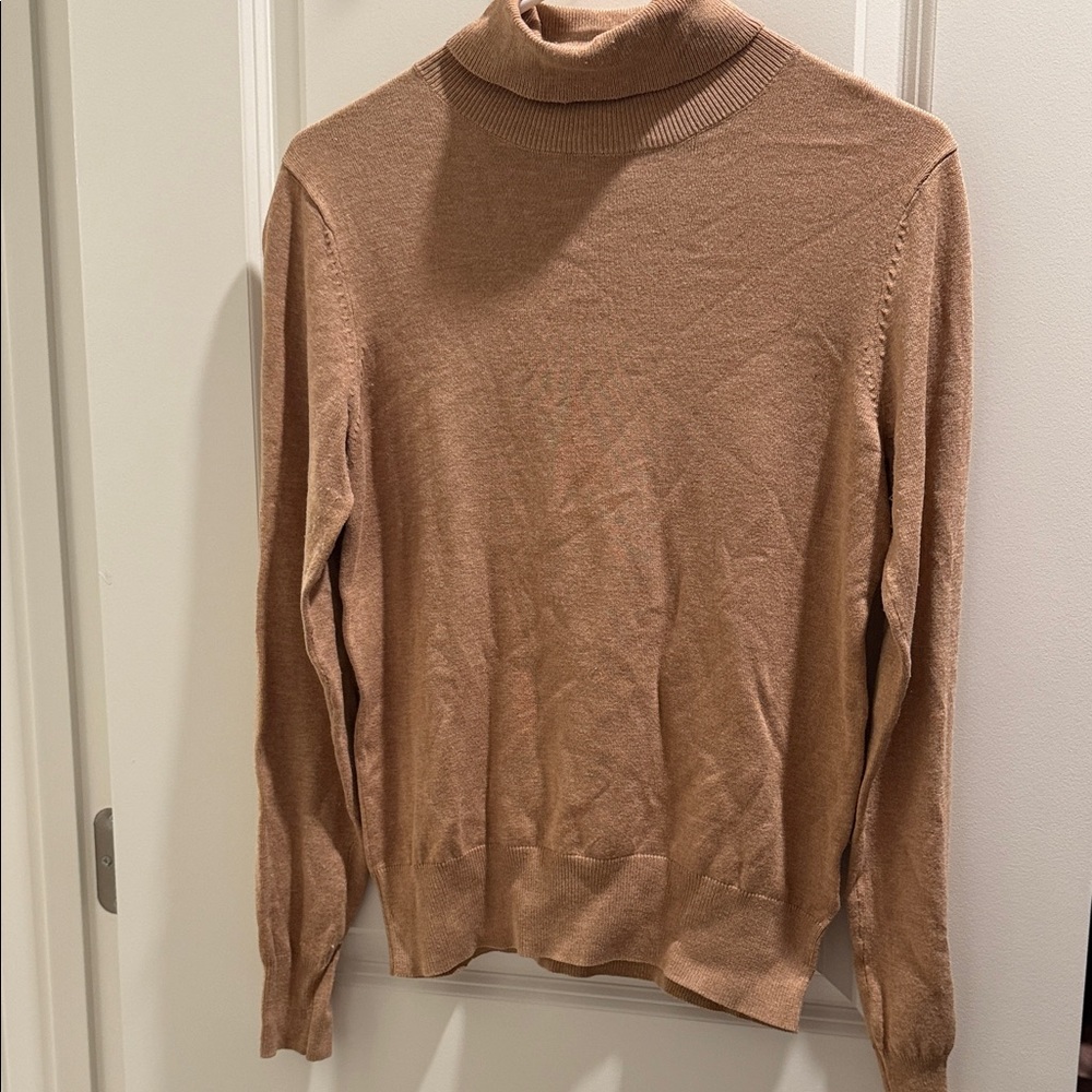 H&M Women’s  Camel Turtleneck Sweater XS